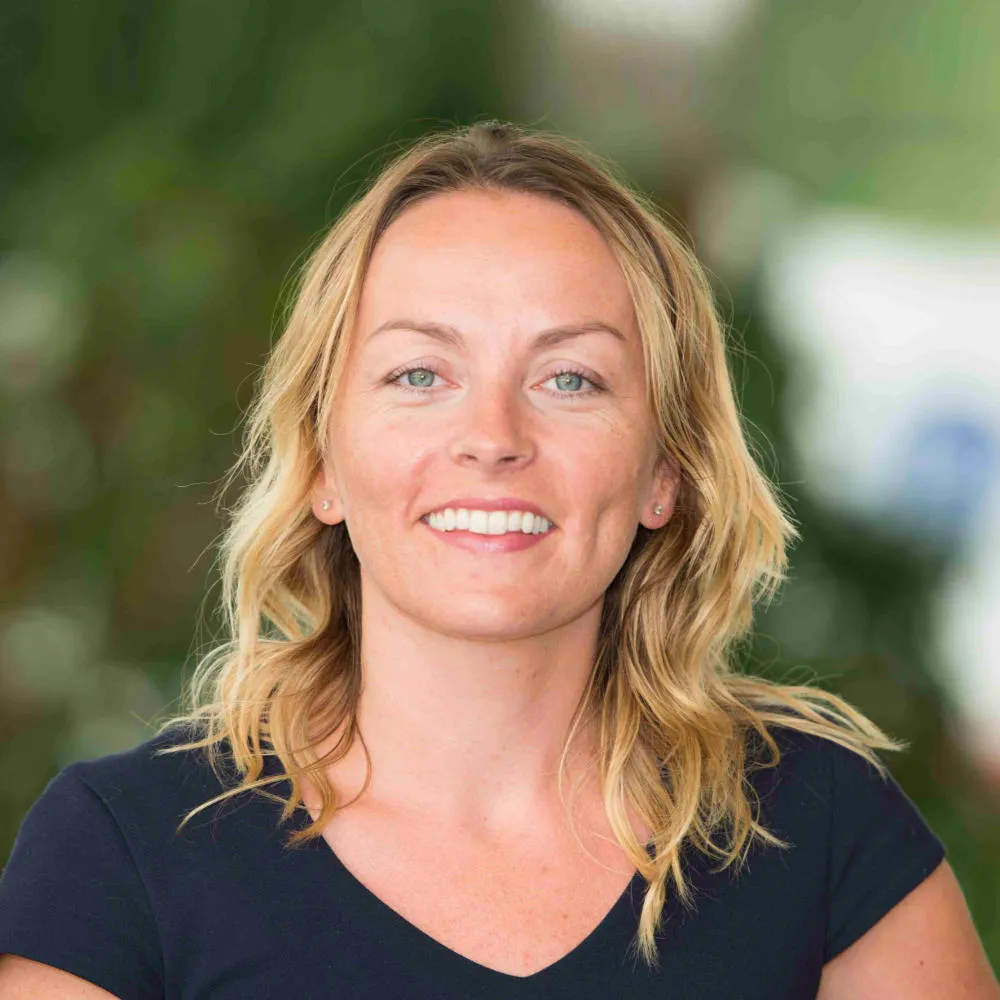 Hazel Hendley profile headshot - 1000x1000